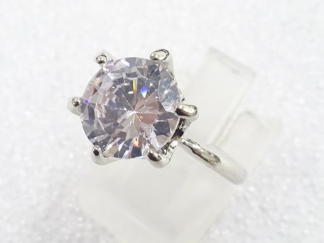 クリスタル　指輪(11号)